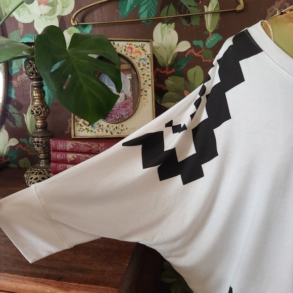 KAREN BY KAREN KANE High Low Top Size Medium - Picture 3 of 11